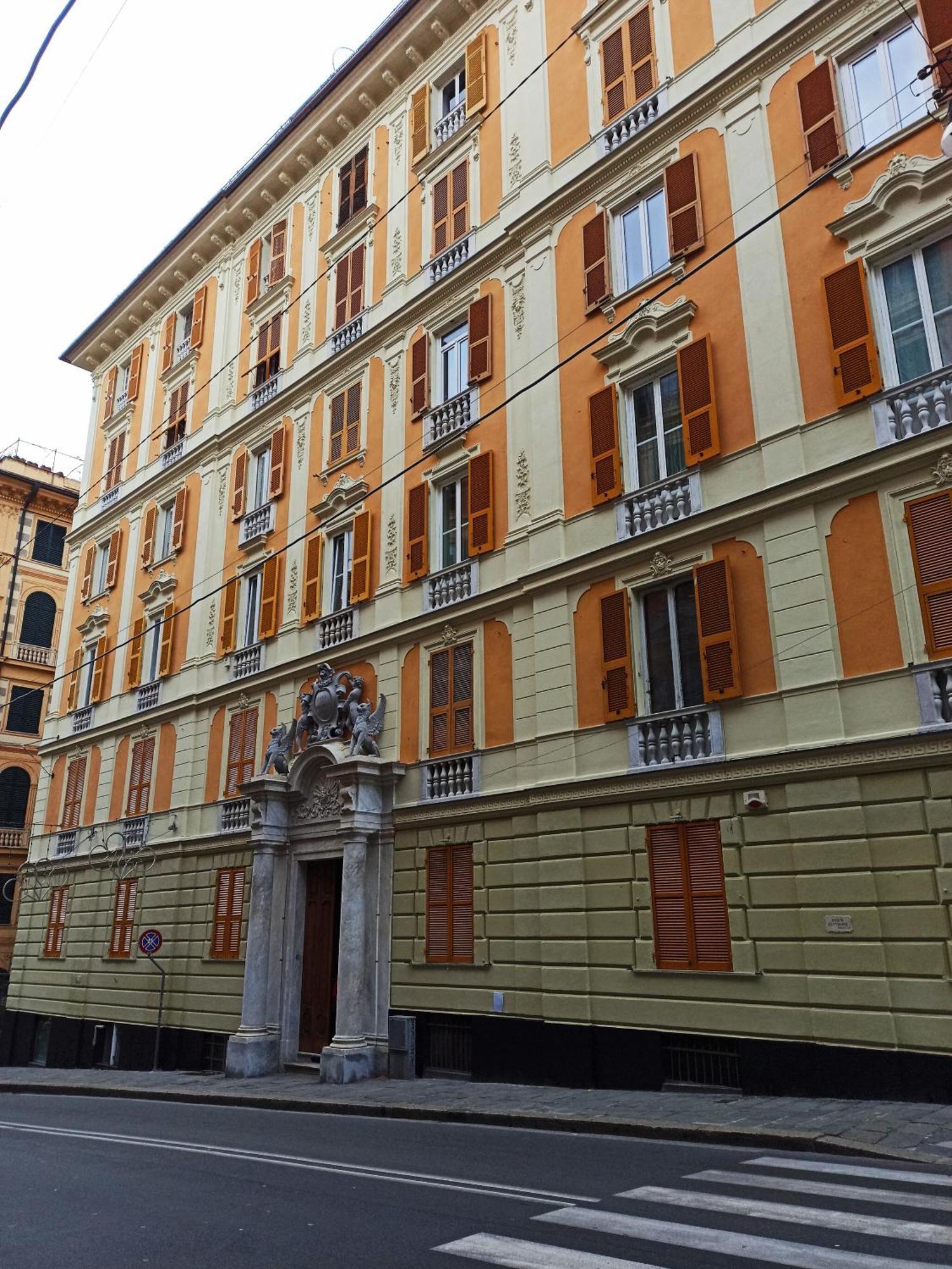 Genova46 & Génova